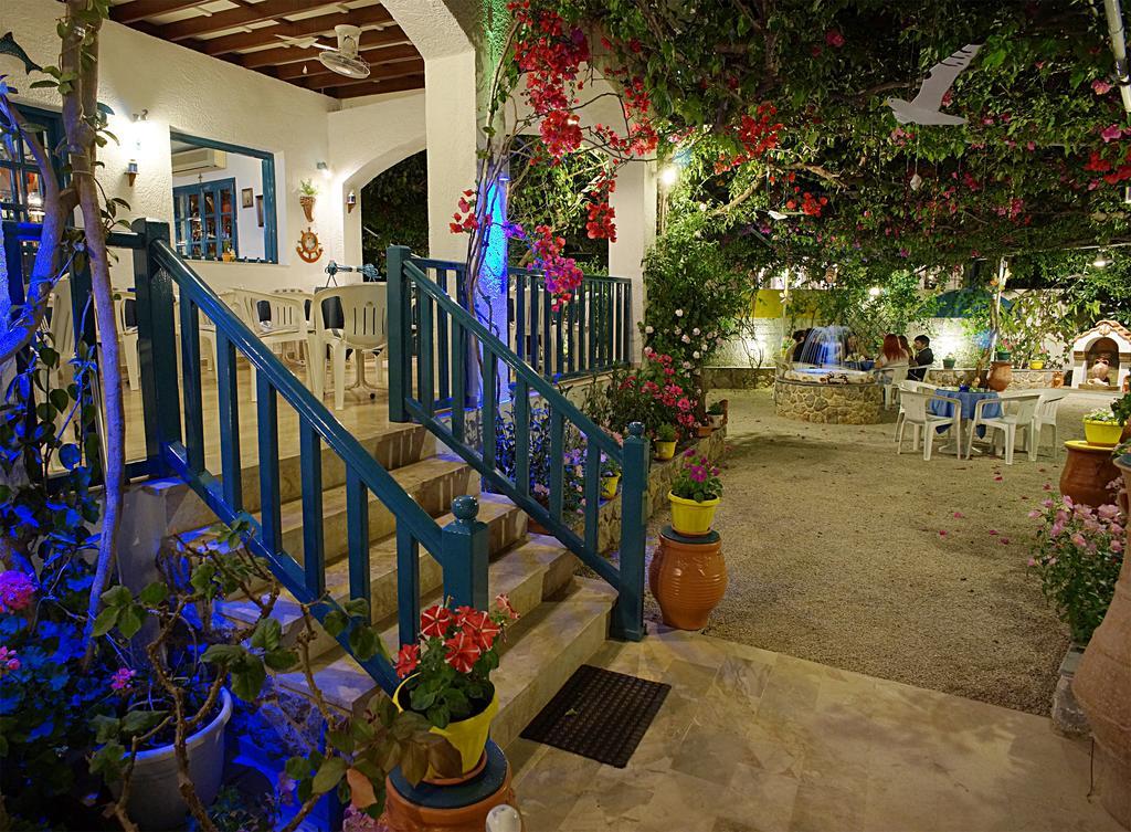 Nefeli Hotel Myrties Luaran gambar